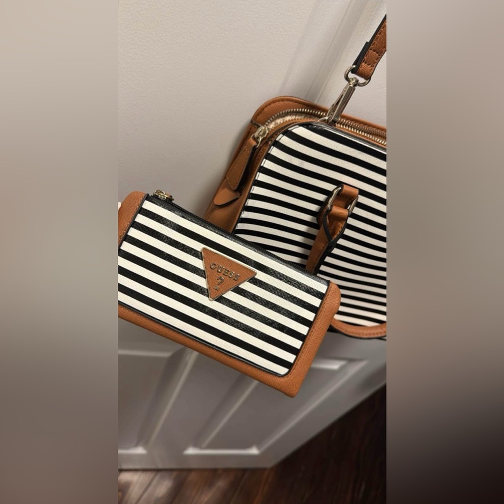 GUESS Striped Purse - Picture 8 of 9